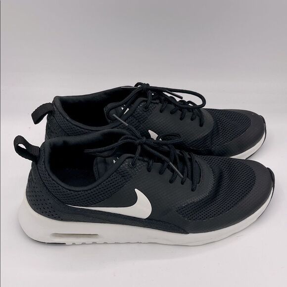 Nike women’s air max Thea black mesh running sneaker performance athletic size10 - Picture 1 of 8